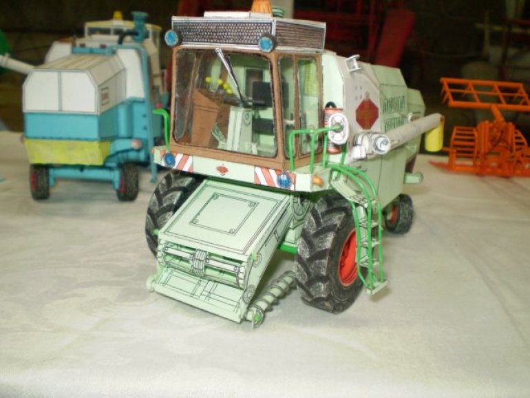 Prad�de�k�v traktor 2009 ��slav 