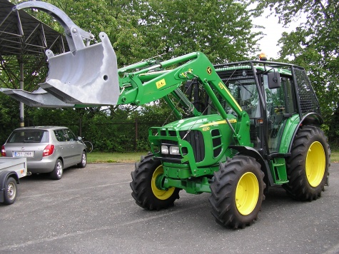 Prad�de�k�v traktor 2012