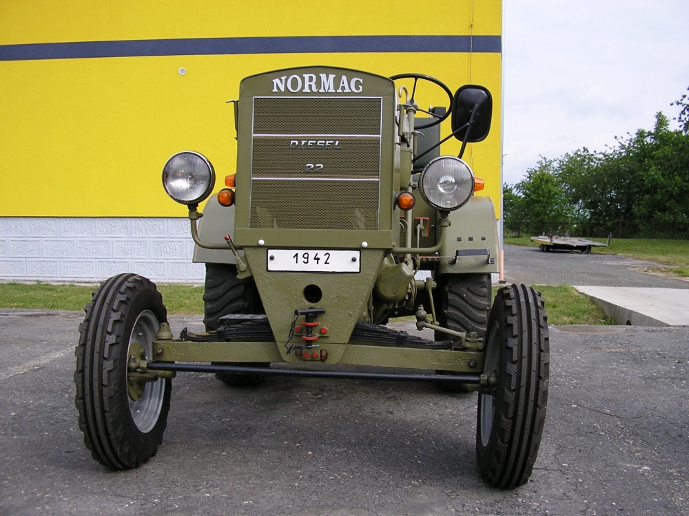 Prad�de�k�v traktor 2012