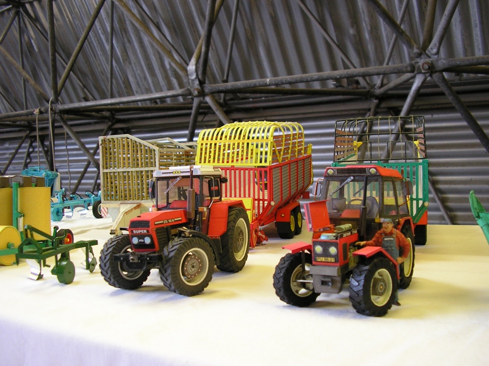 Prad�de�k�v traktor 2012