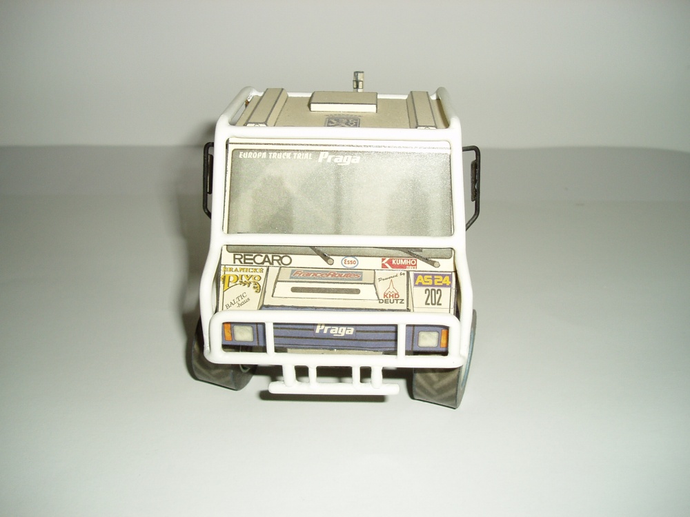 Praga UV 80 trial
