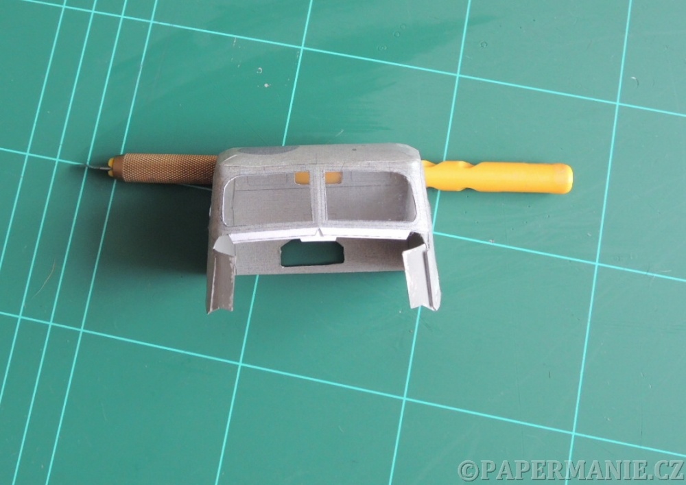 Praga V3S - spr�vn� tvarov�n� kabiny