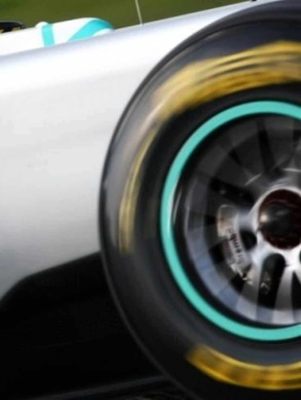 predpisy pre F1 2009 + všeličo (Plná velikost v novém okně) predpisy pre F1 2009 + všeličo