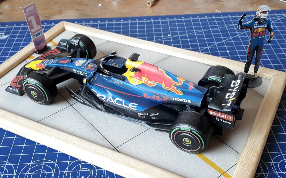 predpisy pre F1 2009 + všeličo (Plná velikost v novém okně) predpisy pre F1 2009 + všeličo