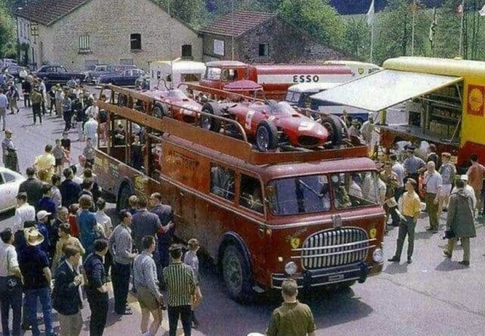 418510