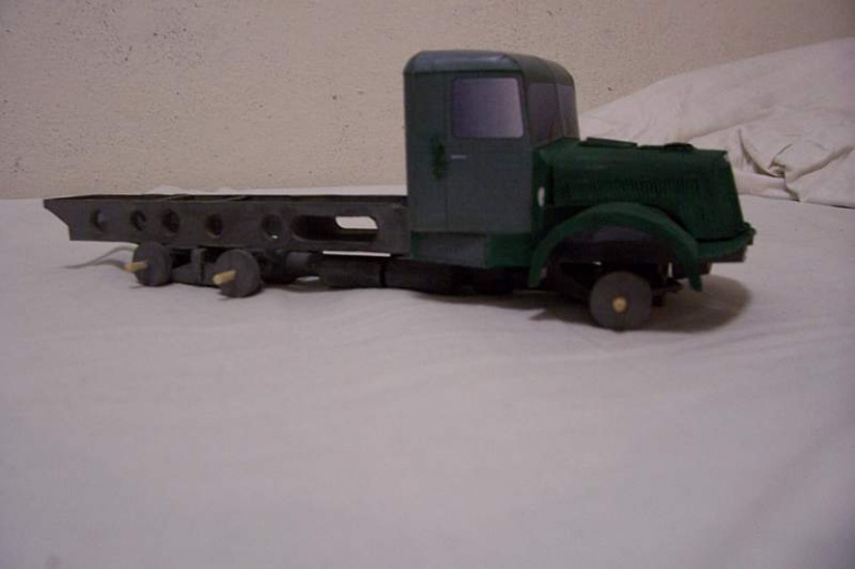 5611