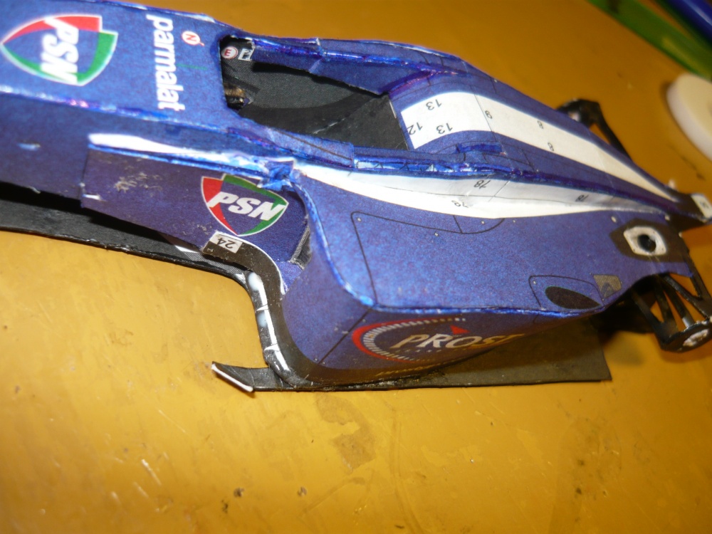 Prost AP 04  