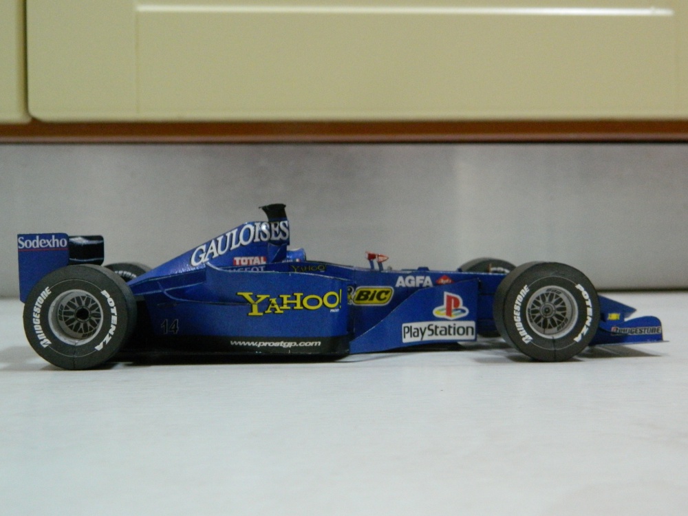 Prost AP03 J.Alesi r.2000 (Plná velikost v novém okně) Prost AP03 J.Alesi r.2000