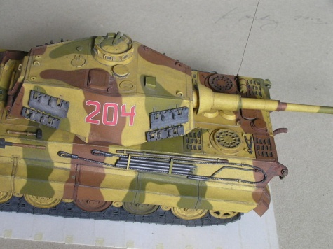 Pz.Kpfw. VI Ausf.B Tiger II Pz.Kpfw. VI Ausf.B Tiger II