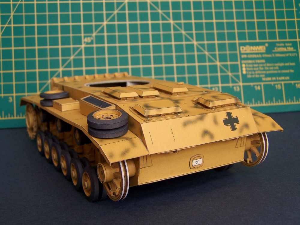 Pzkpfw III Ausf.M (Plná velikost v novém okně) Pzkpfw III Ausf.M