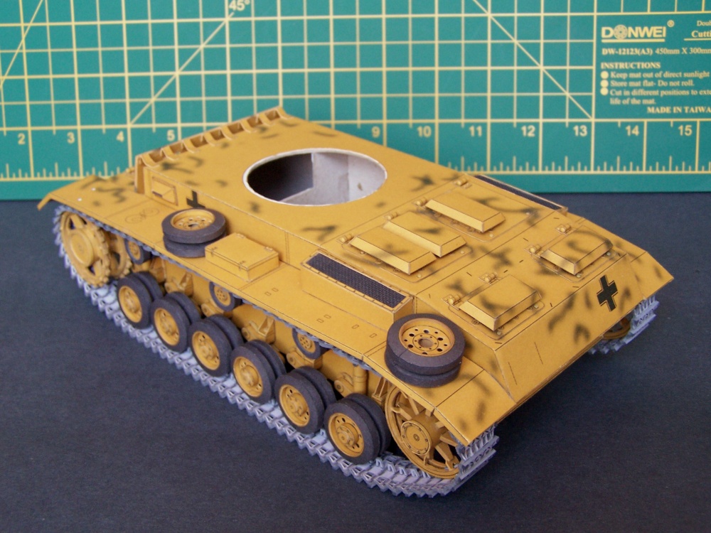 Pzkpfw III Ausf.M (Plná velikost v novém okně) Pzkpfw III Ausf.M