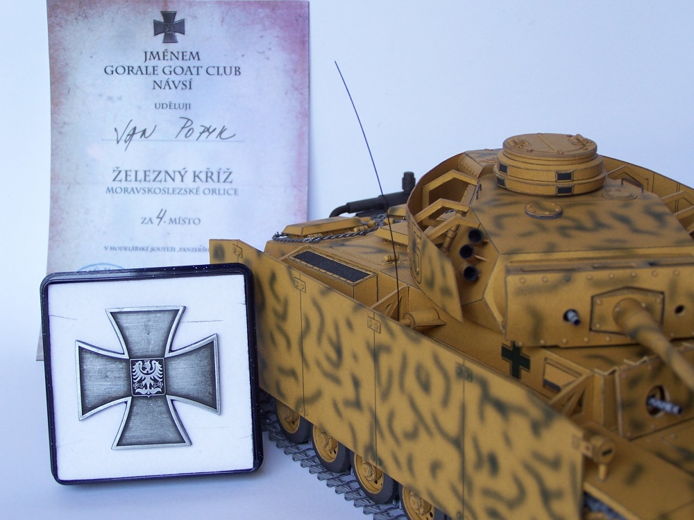 Pzkpfw III Ausf.M (Plná velikost v novém okně) Pzkpfw III Ausf.M