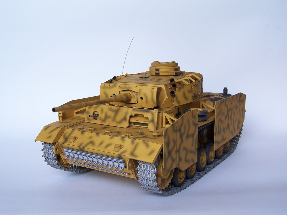 Pzkpfw III Ausf.M (Plná velikost v novém okně) Pzkpfw III Ausf.M