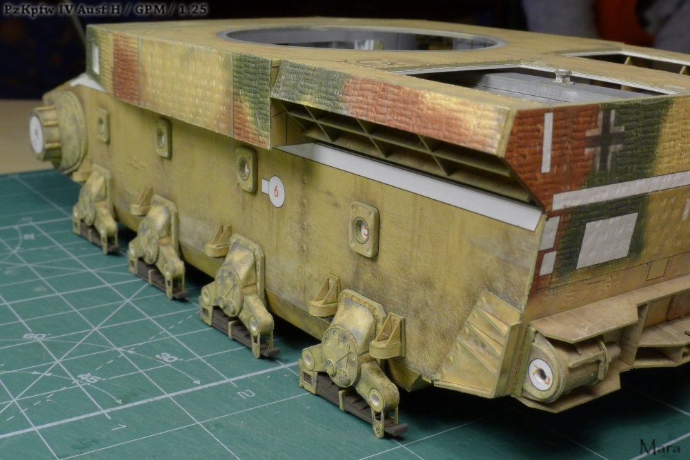 PzKpfw IV Ausf.H (Plná velikost v novém okně) PzKpfw IV Ausf.H