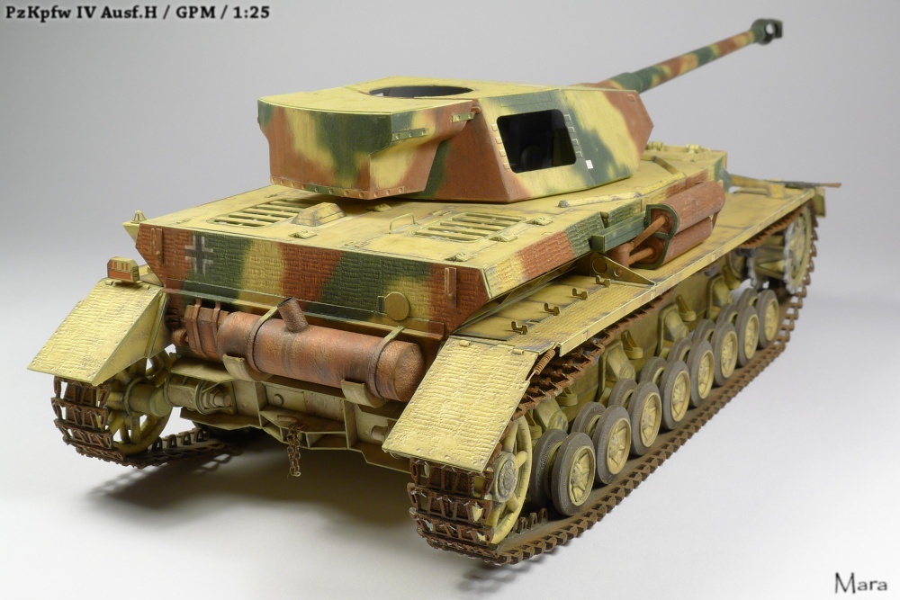 PzKpfw IV Ausf.H (Plná velikost v novém okně) PzKpfw IV Ausf.H