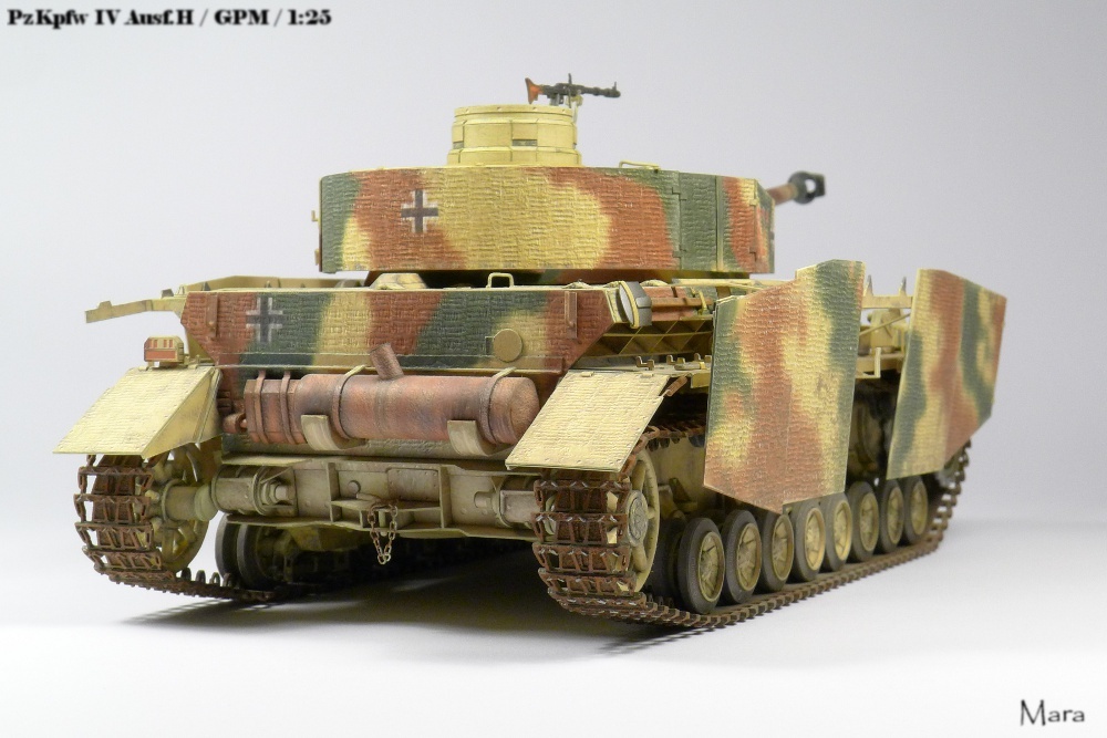 PzKpfw IV Ausf.H (Plná velikost v novém okně) PzKpfw IV Ausf.H