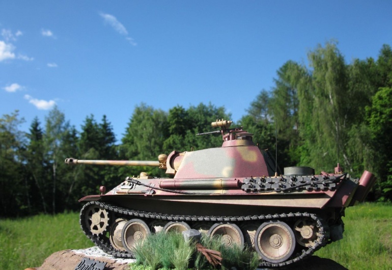 PzKpfw V Panther / Halinski / Kovář (Plná velikost v novém okně) PzKpfw V Panther / Halinski / Kovář