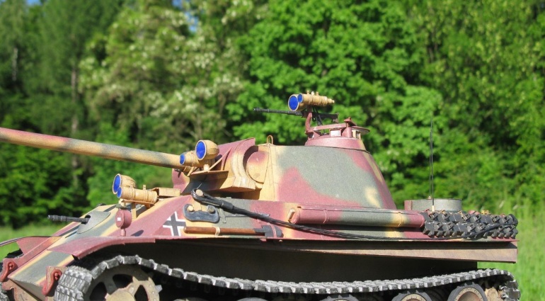 PzKpfw V Panther / Halinski / Kovář (Plná velikost v novém okně) PzKpfw V Panther / Halinski / Kovář