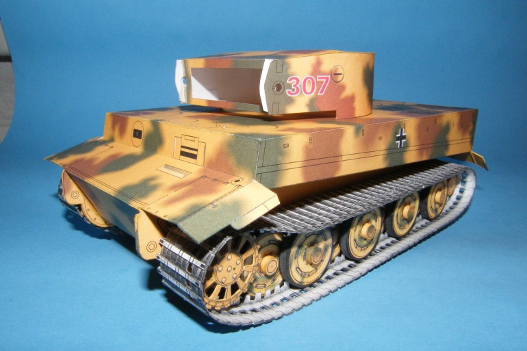 PzKpfw VI.- Tiger I.. (Plná velikost v novém okně) PzKpfw VI.- Tiger I..