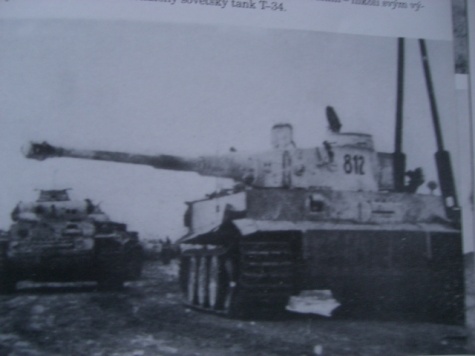 PzKpfw VI TIGER Ausf.E PzKpfw VI TIGER Ausf.E