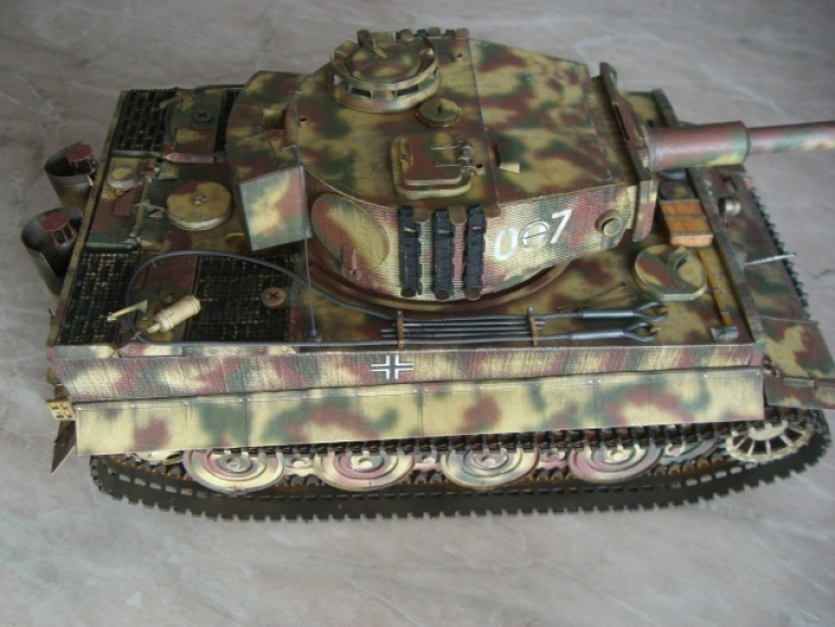 PzKpfw VI TIGER Ausf.E (Plná velikost v novém okně) PzKpfw VI TIGER Ausf.E