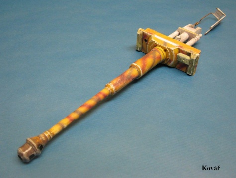 PzKpfw VI Tiger I / Halinski / 1:25 Kovář PzKpfw VI Tiger I / Halinski / 1:25 Kovář