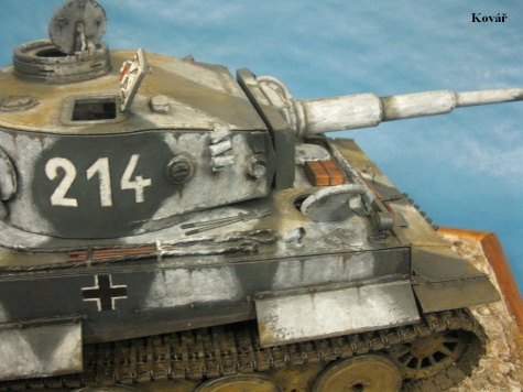 PzKpfw VI Tiger I / Halinski / 1:25 Kovář PzKpfw VI Tiger I / Halinski / 1:25 Kovář
