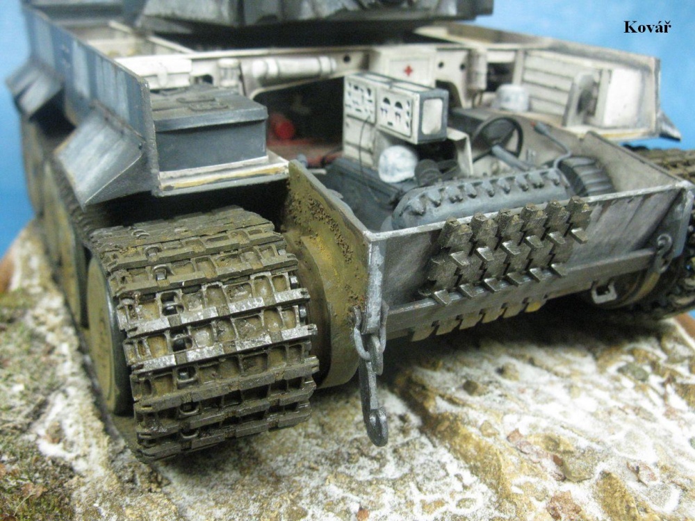 PzKpfw VI Tiger I / Halinski / 1:25 Kovář (Plná velikost v novém okně) PzKpfw VI Tiger I / Halinski / 1:25 Kovář