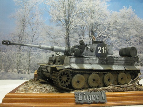 PzKpfw VI Tiger I / Halinski / 1:25 Kovář PzKpfw VI Tiger I / Halinski / 1:25 Kovář