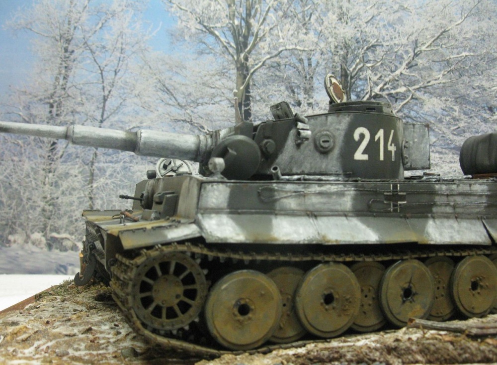 PzKpfw VI Tiger I / Halinski / 1:25 Kovář (Plná velikost v novém okně) PzKpfw VI Tiger I / Halinski / 1:25 Kovář