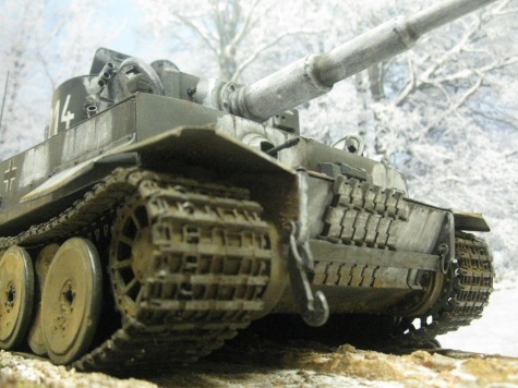 PzKpfw VI Tiger I / Halinski / 1:25 Kov��