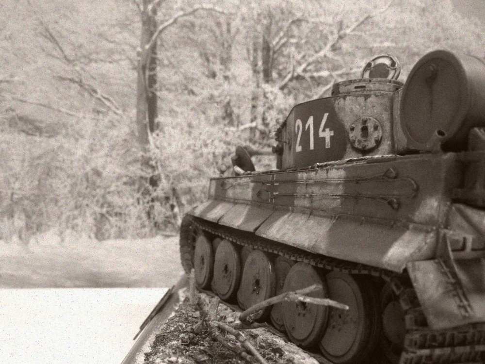 PzKpfw VI Tiger I / Halinski / 1:25 Kovář (Plná velikost v novém okně) PzKpfw VI Tiger I / Halinski / 1:25 Kovář