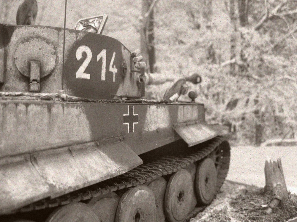 PzKpfw VI Tiger I / Halinski / 1:25 Kovář (Plná velikost v novém okně) PzKpfw VI Tiger I / Halinski / 1:25 Kovář