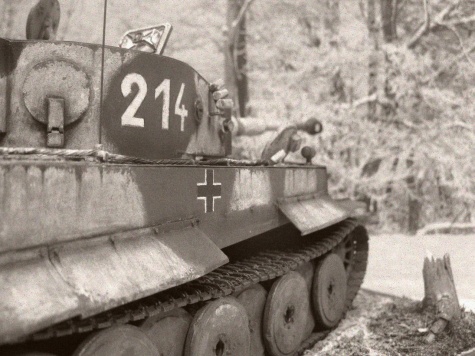PzKpfw VI Tiger I / Halinski / 1:25 Kov��