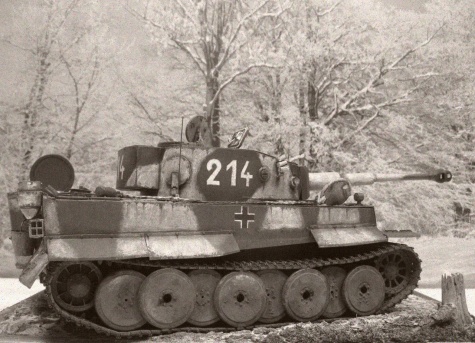 PzKpfw VI Tiger I / Halinski / 1:25 Kov��