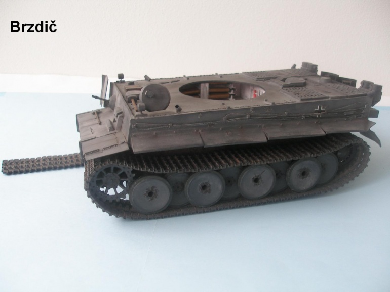 PzKpfw VI Tiger I (Plná velikost v novém okně) PzKpfw VI Tiger I