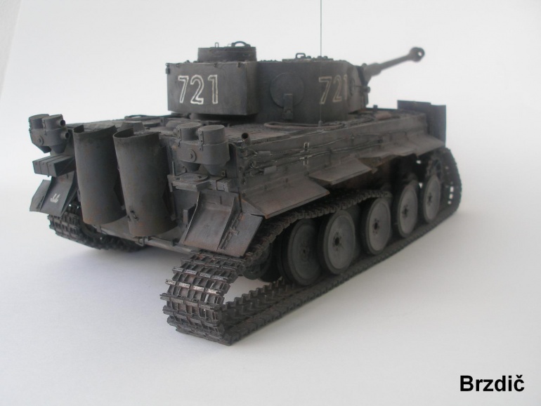 PzKpfw VI Tiger I (Plná velikost v novém okně) PzKpfw VI Tiger I