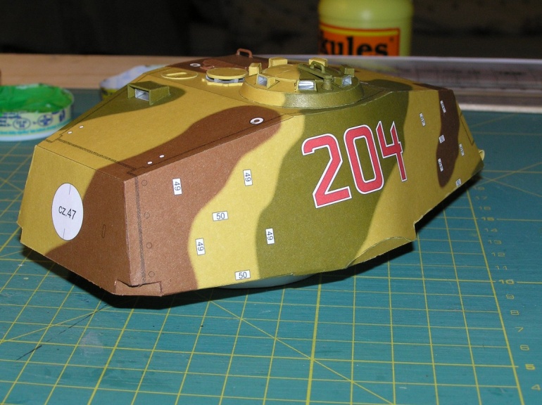 PzKpfw VI Tiger II Ausf.B (Plná velikost v novém okně) PzKpfw VI Tiger II Ausf.B