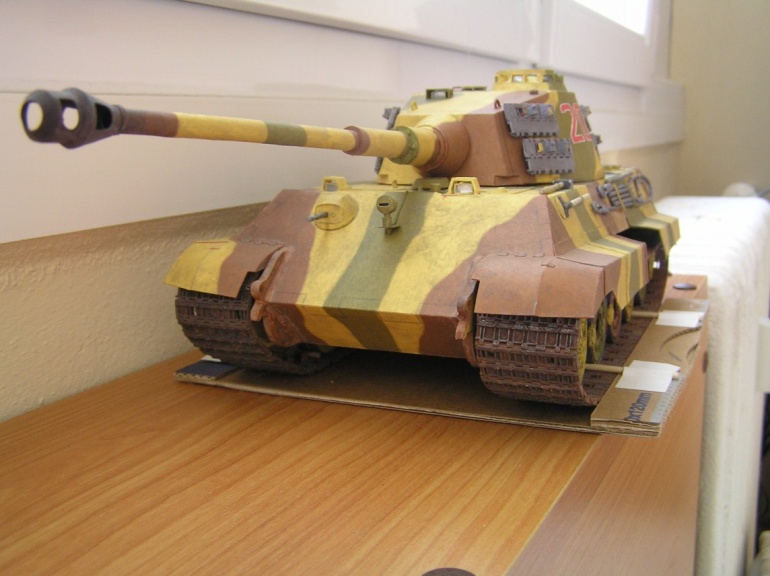 PzKpfw VI Tiger II Ausf.B (Plná velikost v novém okně) PzKpfw VI Tiger II Ausf.B