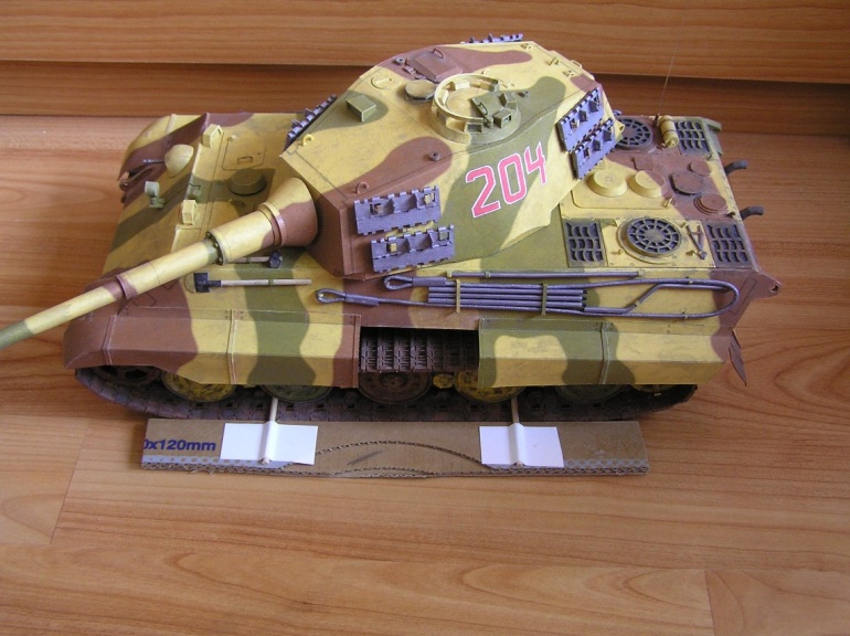 PzKpfw VI Tiger II Ausf.B (Plná velikost v novém okně) PzKpfw VI Tiger II Ausf.B