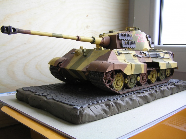 PzKpfw VI Tiger II Ausf.B (Plná velikost v novém okně) PzKpfw VI Tiger II Ausf.B