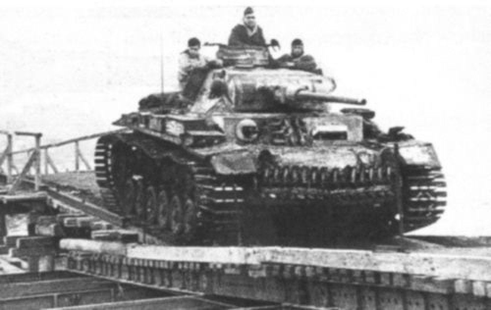 244831