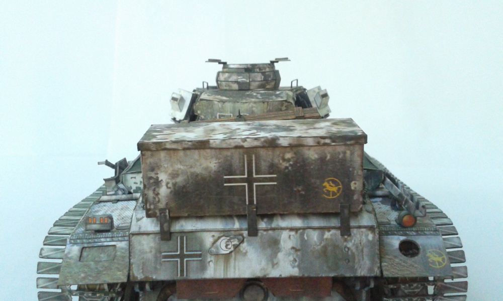 251673