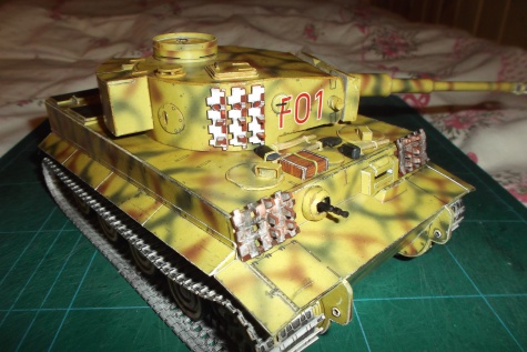 PzKpfw VI Tiger Ausf hibrid , dokončování PzKpfw VI Tiger Ausf hibrid , dokončování