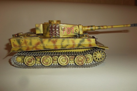 PzKpfw VI Tiger Ausf hibrid , dokončování PzKpfw VI Tiger Ausf hibrid , dokončování