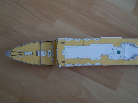 R.M.S. TITANIC R.M.S. TITANIC