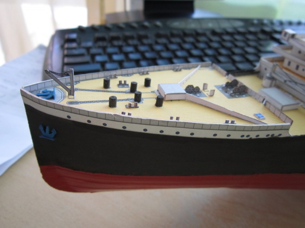 R.M.S. TITANIC (Plná velikost v novém okně) R.M.S. TITANIC
