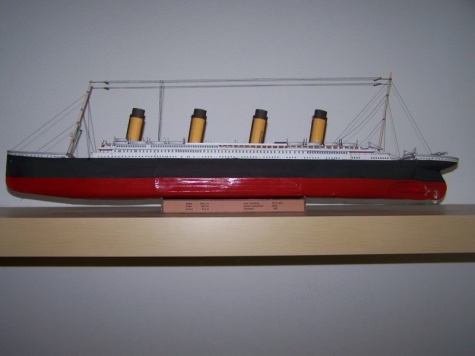 R.M.S. TITANIC 