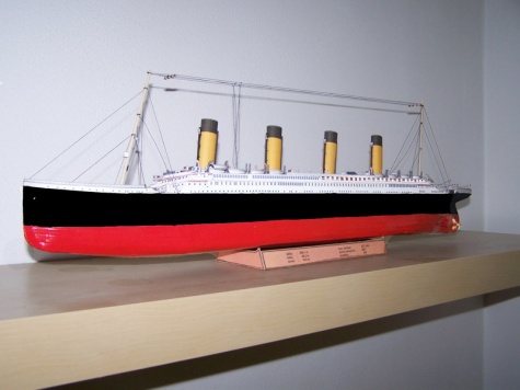 R.M.S. TITANIC 