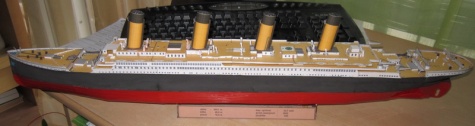 R.M.S. TITANIC 
